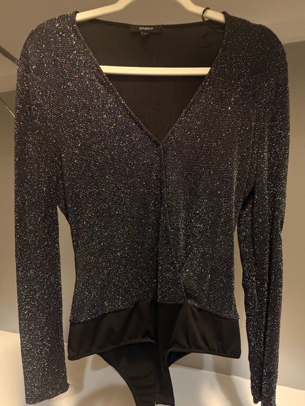 Studio F Black Silver Glitter Wrap V-Neck Bodysuit Size L